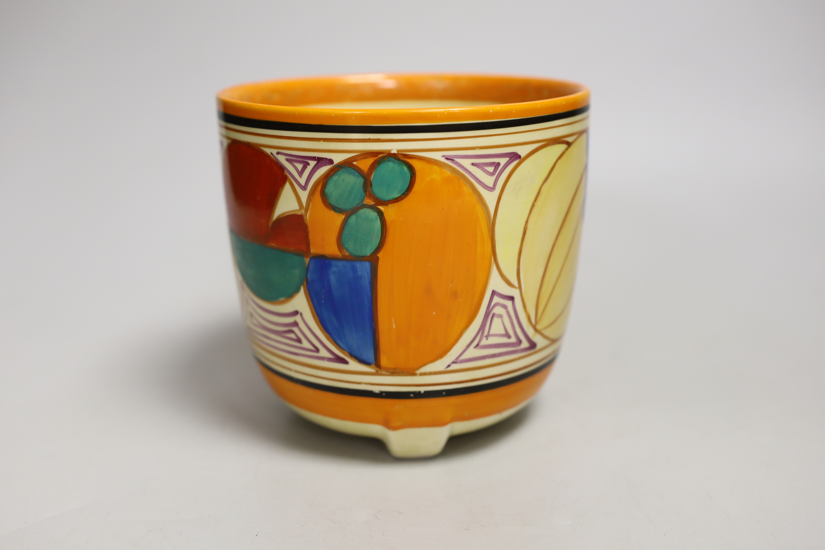 A Clarice Cliff fantasque melon pattern planter, 13cm